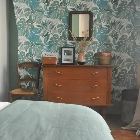 Cosy Apt Close To The Heart Of * París